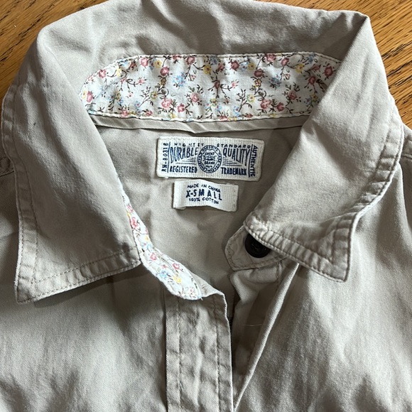 Lucky brand Button down XS - Picture 2 of 5